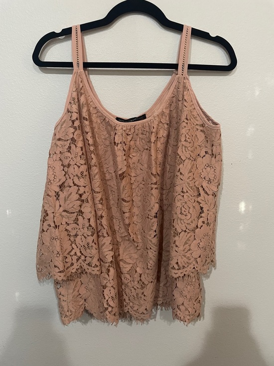 White House Black Market Tops - Women’s White House Black Market Lace Overlay Spaghetti Strap Top Blush Pink NWT